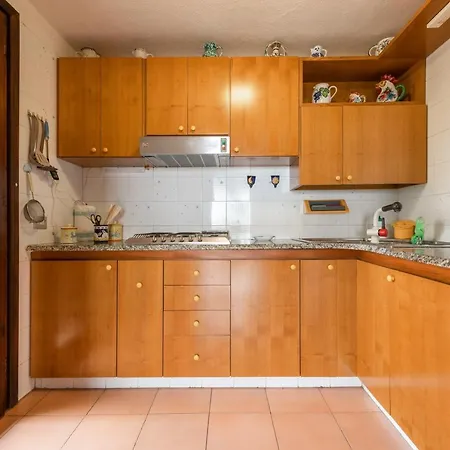 Holiday home Villetta Evelina *