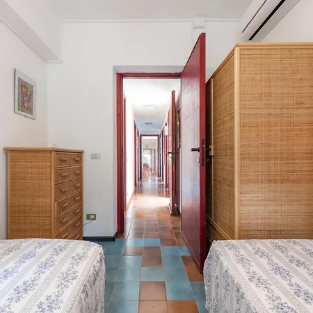 Villetta Evelina Holiday home *